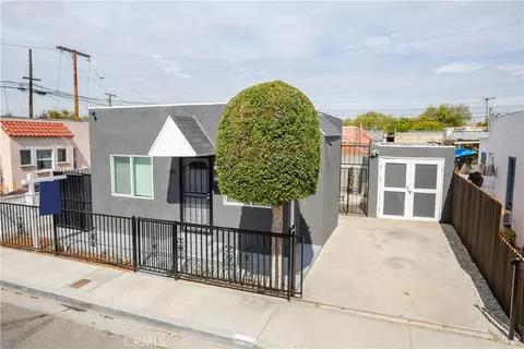 1511 E 16th St, Long Beach, CA 90813 photo 1