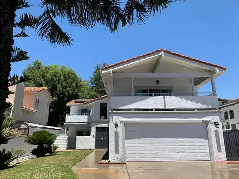 15061 Gault St, Van Nuys, CA 91405 photo 1
