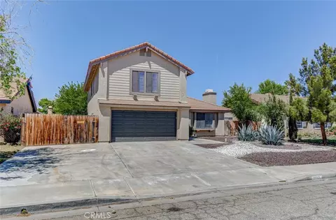 38633 28th St E, Palmdale, CA 93550 photo 1