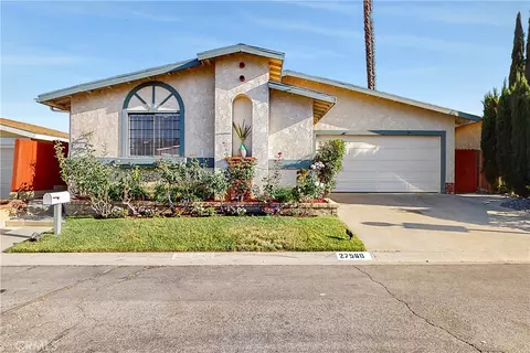 27560 Ruby Ln, Castaic, CA 91384 photo 1