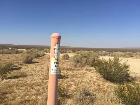100 On Highway 58, Mojave, CA 93501 photo 11