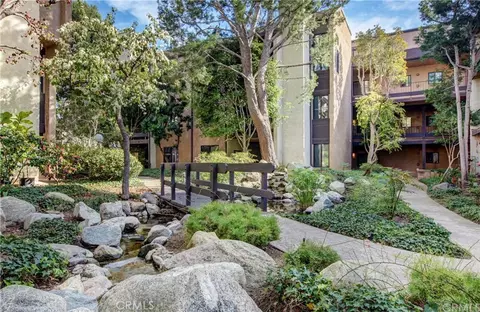 8675 Falmouth Ave #218, Playa Del Rey, CA 90293