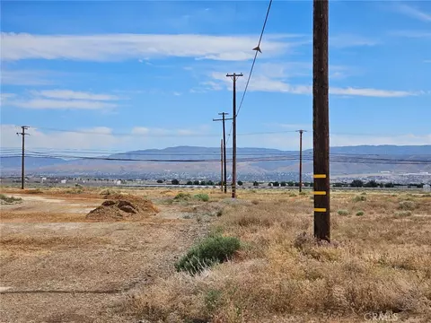 0 Vic 56 St Westave H14, Lancaster, CA 93536
