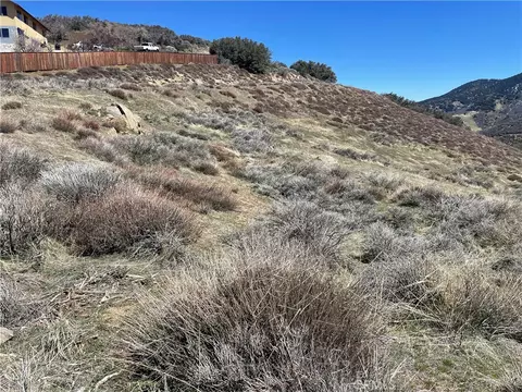 17450 Matterhorn Dr, Tehachapi, CA 93561 photo 5