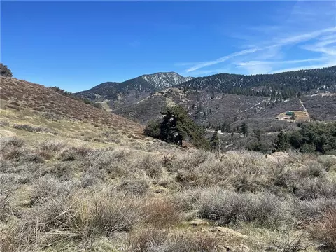 17450 Matterhorn Dr, Tehachapi, CA 93561 photo 4
