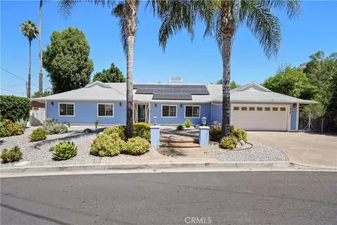 4850 Nomad Dr, Woodland Hills, CA 91364