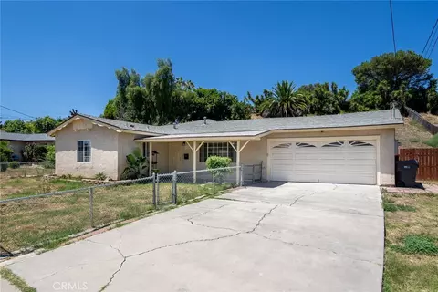 1128 Elkelton Blvd, Spring Valley, CA 91977