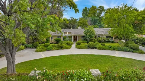 23130 Califa St, Woodland Hills, CA 91367