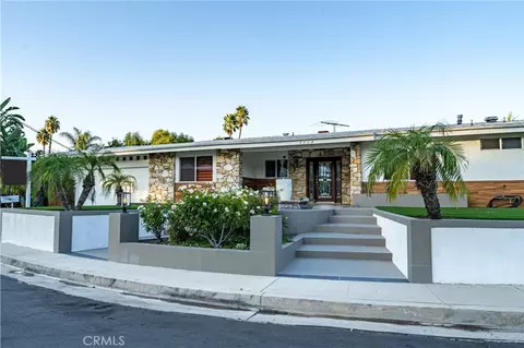 5714 El Canon Ave, Woodland Hills, CA 91367