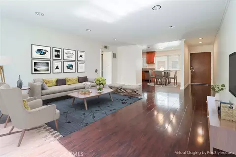 5301 Yarmouth Ave #7, Encino, CA 91316