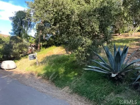 4264 Rosario Rd, Woodland Hills, CA 91364