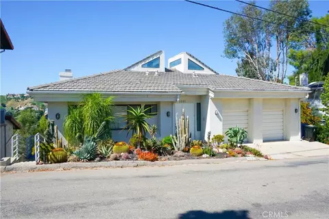 5091 Calatrana Dr, Woodland Hills, CA 91364