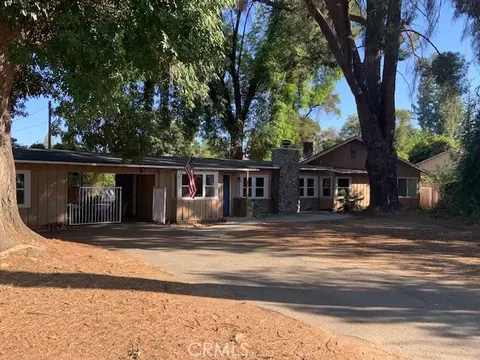 23245 Ostronic Dr, Woodland Hills, CA 91367