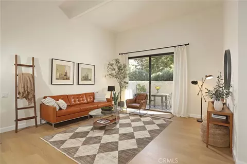 6201 Shoup Ave #76, Woodland Hills, CA 91367