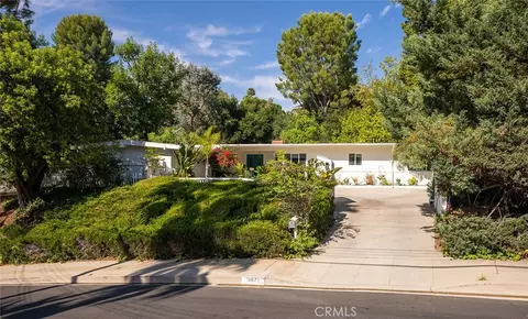 16675 Oldham St, Encino, CA 91436