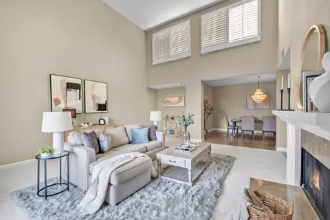 4752 Park Encino Ln #311, Encino, CA 91436
