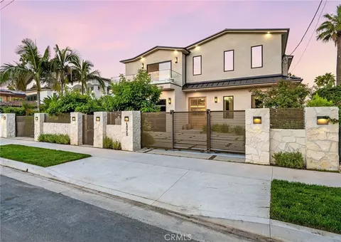 4828 Densmore Ave, Encino, CA 91436