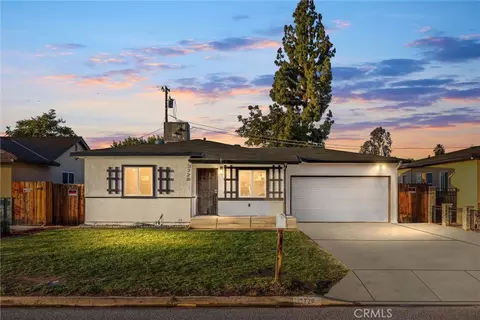 3720 Garnsey Ln, Bakersfield, CA 93309