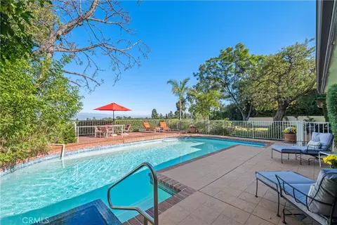 3720 Westfall Dr, Encino, CA 91436