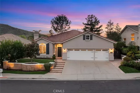 2557 Autumn Ridge Dr, Thousand Oaks, CA 91362