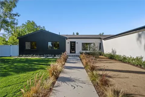 4901 Del Moreno Dr, Woodland Hills, CA 91364