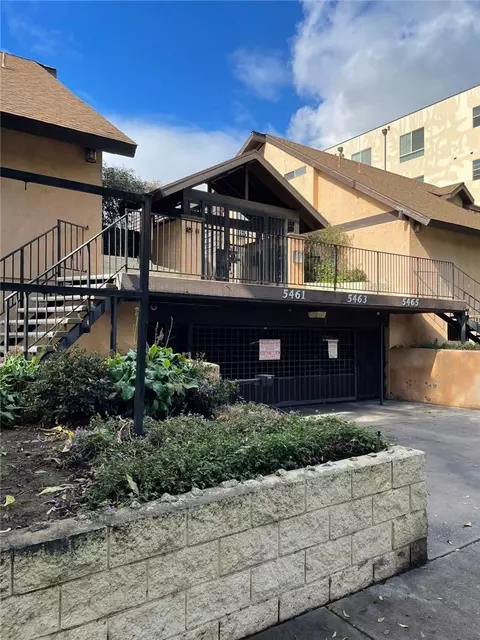 5461 Newcastle Ave #11, Encino, CA 91316