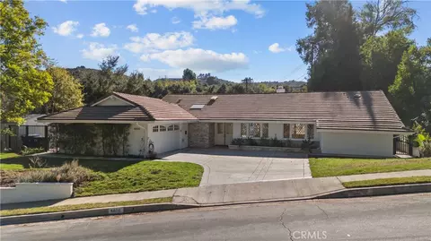 4606 San Feliciano Dr, Woodland Hills, CA 91364