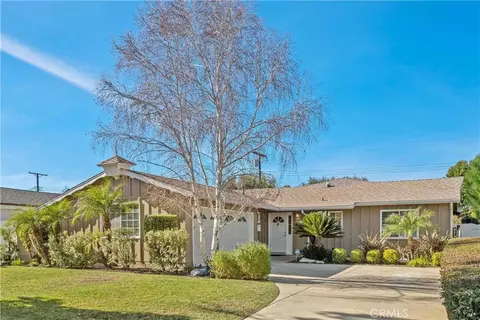 6319 Jackie Ave, Woodland Hills, CA 91367