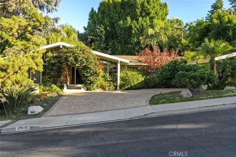 3440 Castlewoods Pl, Sherman Oaks, CA 91403