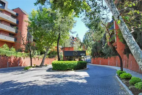 4702 Park Encino Ln #126, Encino, CA 91436