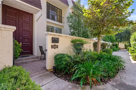 22227 Erwin St #47, Woodland Hills, CA 91367