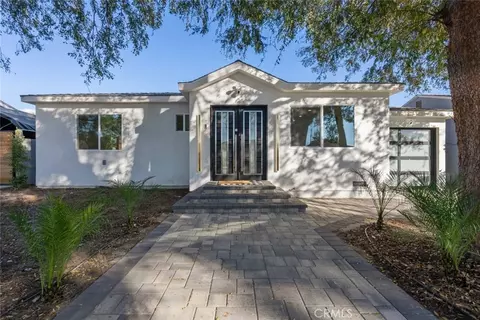 2128 N Pass Ave, Burbank, CA 91505