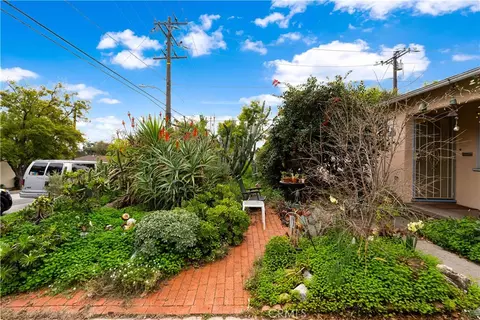 371 N Mountain Trail Ave, Sierra Madre, CA 91024