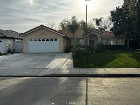 10721 Loughton Ave, Bakersfield, CA 93311