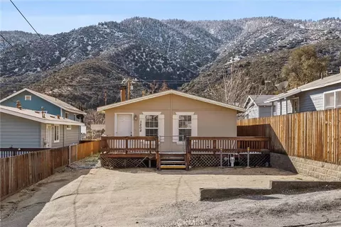 3808 Mt Pinos Way, Frazier Park, CA 93225