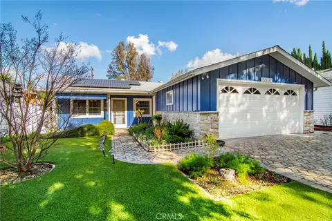 22037 Buena Ventura St, Woodland Hills, CA 91364
