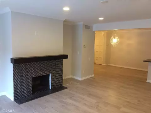5334 Lindley Ave #122, Encino, CA 91316
