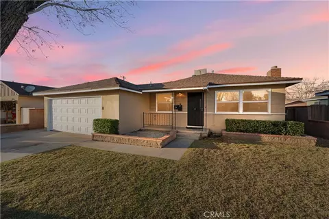 409 W Avenue J10, Lancaster, CA 93534