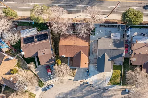 1146 Lightcap St, Lancaster, CA 93535