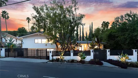 5265 Del Moreno Dr, Woodland Hills, CA 91364