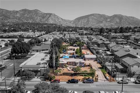 13148 Gladstone Ave, Sylmar, CA 91342