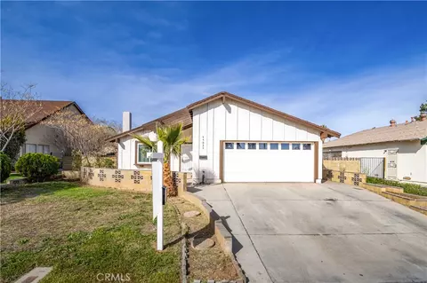44625 Fenhold St, Lancaster, CA 93535