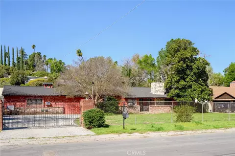 5913 Lubao Ave, Woodland Hills, CA 91367