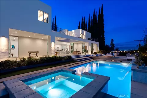 5052 Campo Rd, Woodland Hills, CA 91364