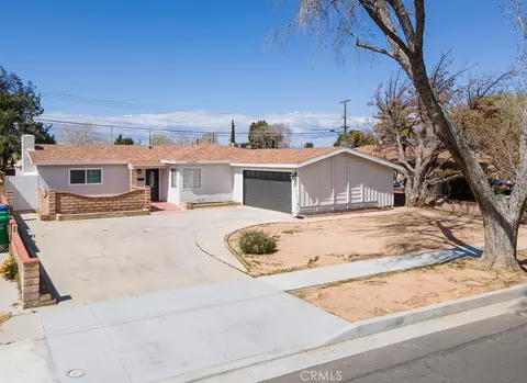 43743 Fern Ave, Lancaster, CA 93534