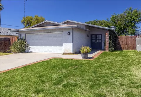 1611 Hillcrest Ave, Riverside, CA 92501