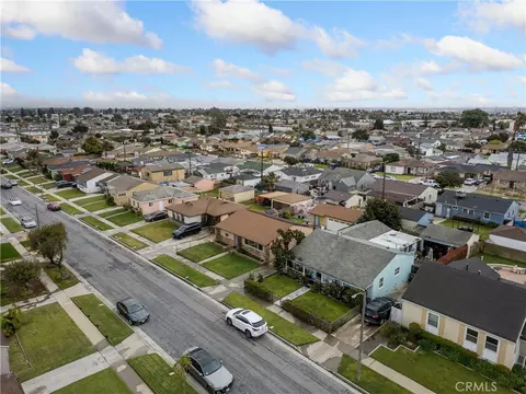 1506 W 111th St, Los Angeles, CA 90047