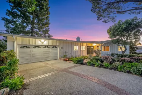 4870 Alatar Dr, Woodland Hills, CA 91364