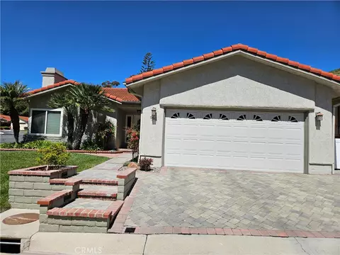6611 Fino Ave, Camarillo, CA 93012