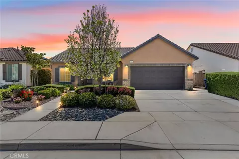 9431 Woodbrook Dr, Shafter, CA 93263